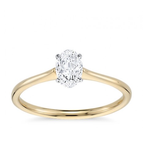 Oval Cut Solitaire Engagement Ring in 14K Yellow Gold